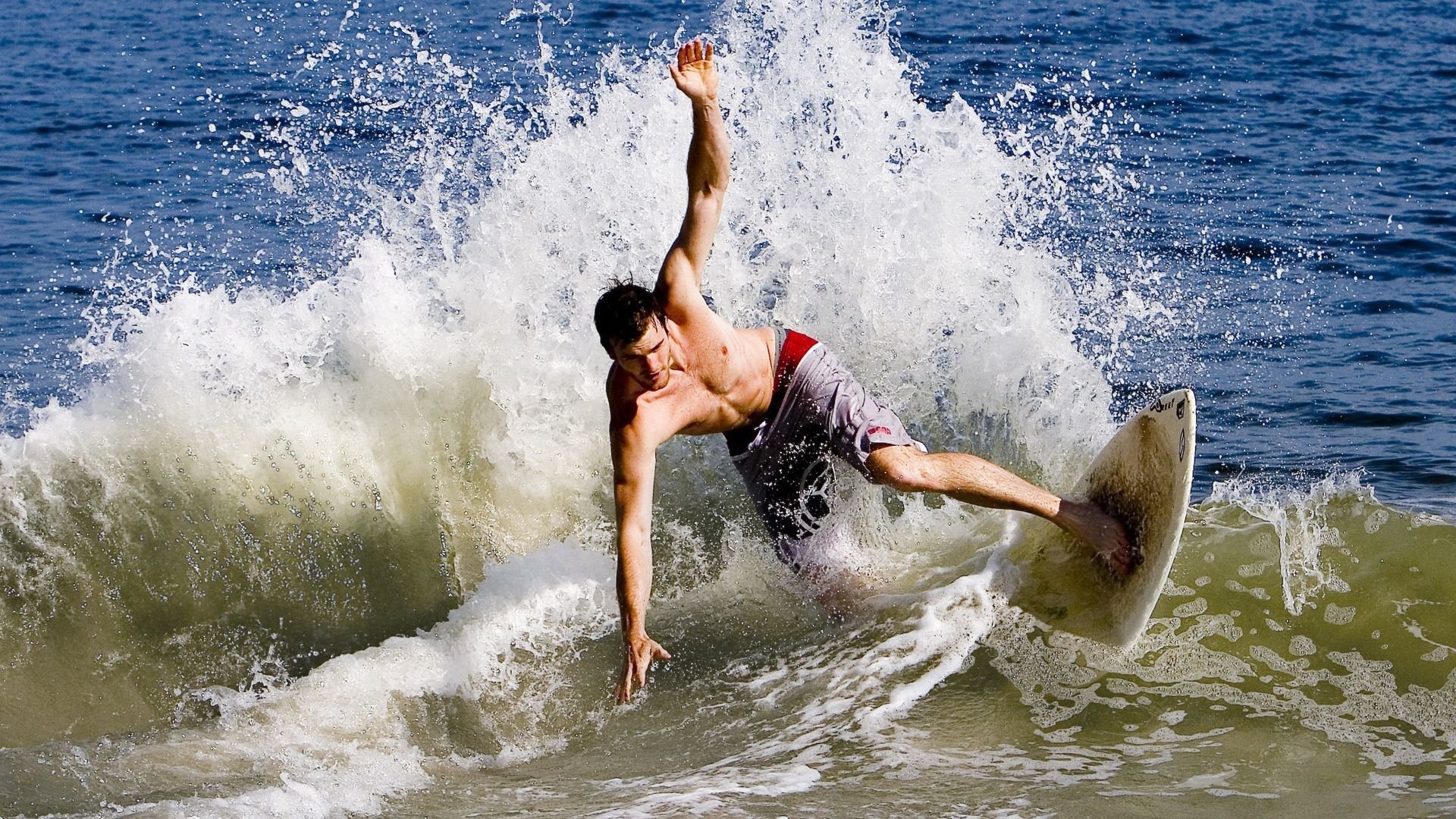 《ApexLegends》“极夜探索”新地图上线,战法重塑!